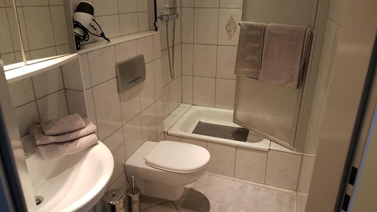 Zimmervermietung Muelheim Mülheim an der Ruhr Dış mekan fotoğraf